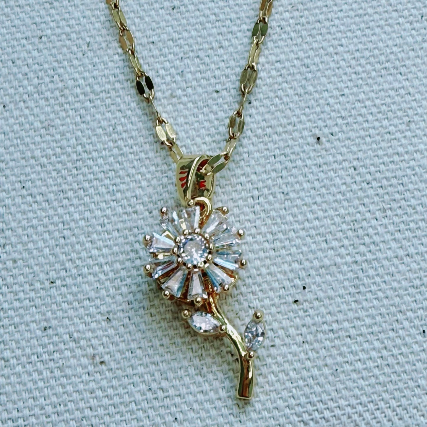 Dancing Flower - Halskette✨