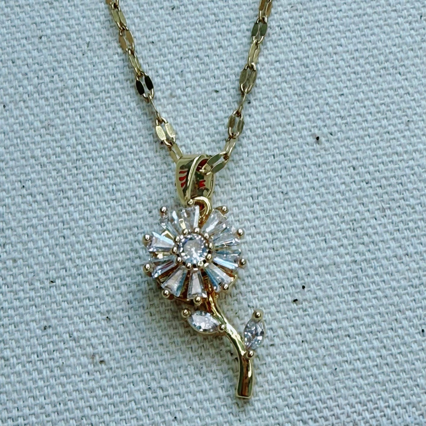 Dancing Flower - Halskette✨